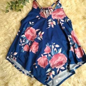 Floral flowy top